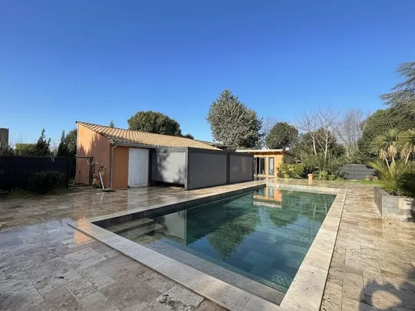 Maison 7 pièces 206 m²