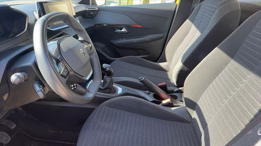 Peugeot 208 1.2 PureTech 75 - Active – 2021 – 67095 km – Essence – Boîte Manuelle — photo 15