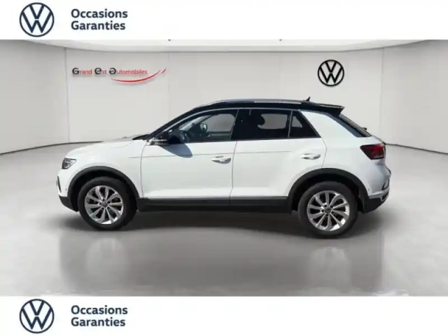 Volkswagen T-Roc 1.5 tsi evo 150ch style dsg7 — photo 2