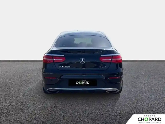Mercedes Glc coupé 250 9g-tronic 4matic — photo 6