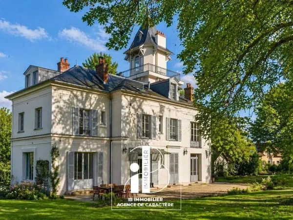 Maison 13 pièces 464 m²