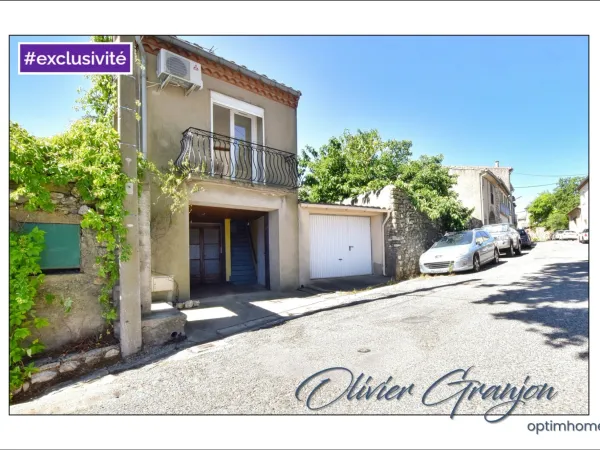 Maison de village rénovée, garage et potentiel d'aménagement