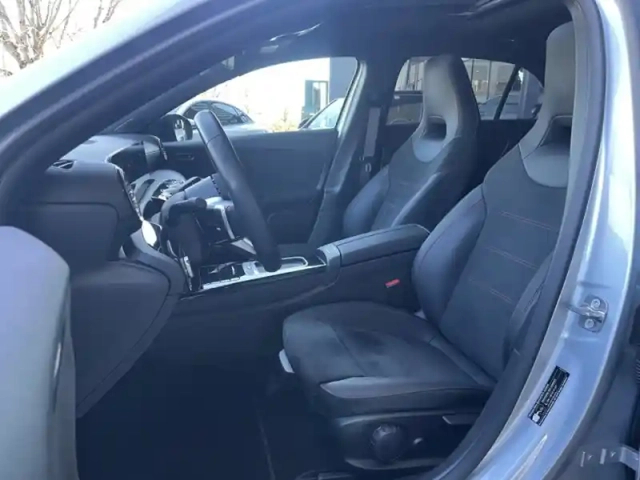 Mercedes Classe A 200 d amg line — photo 12