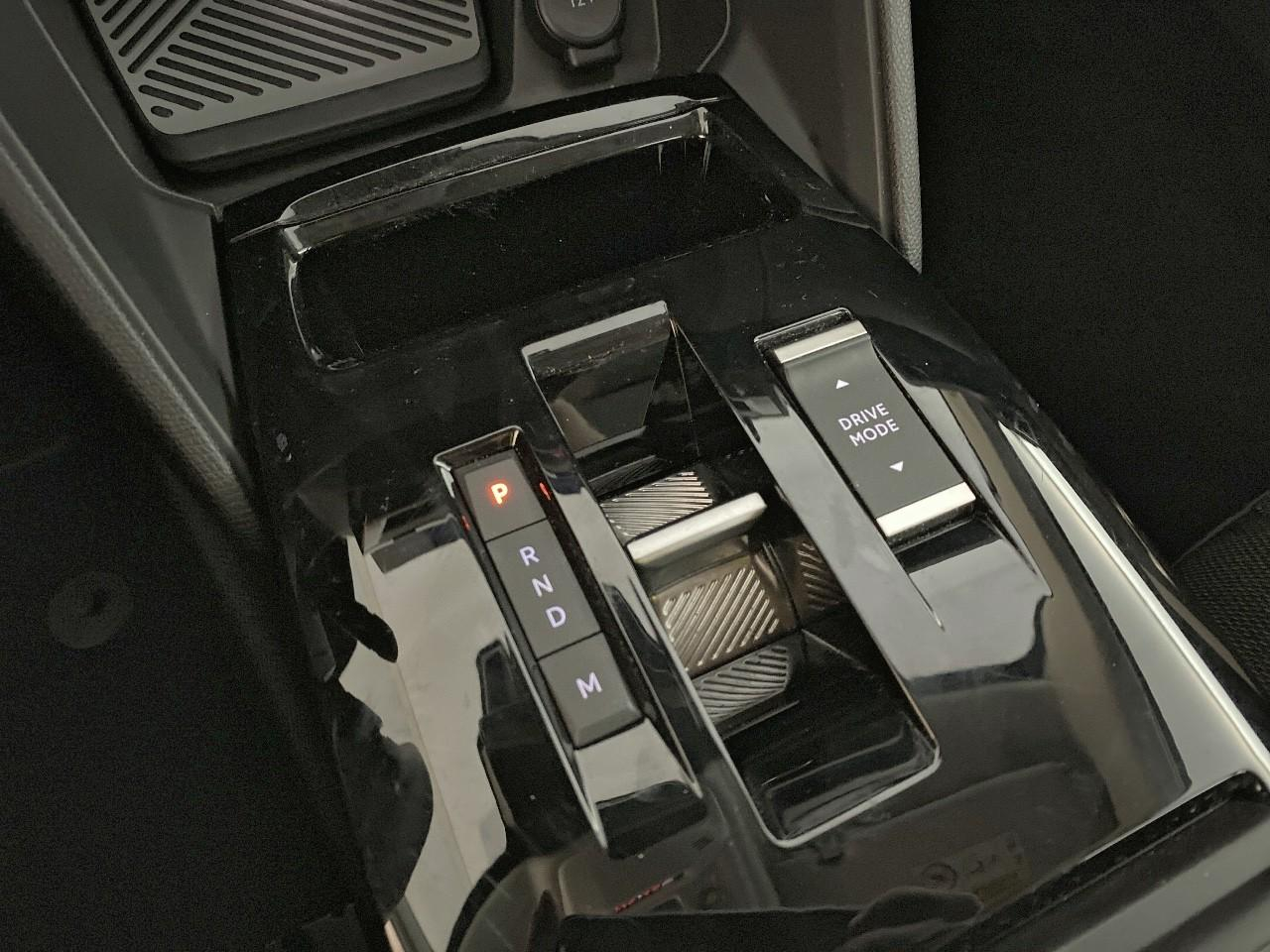 Citroën C4 hybride 145 ch e-dcs6 business — photo 15