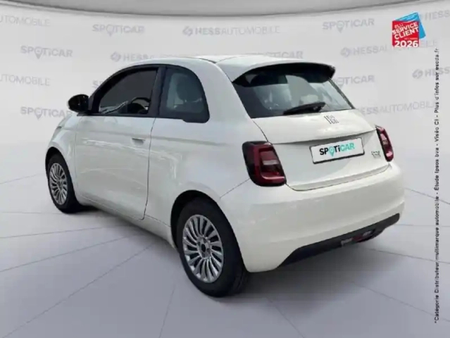 Fiat 500 e 95ch action — photo 8