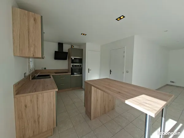 🏡 Pavillon rénové 86 m² - 3 ch - Terrain 839 m² - Quibou