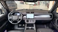 Land-Rover Defender 110 2.0 P300e PHEV X-Dynamic SE — photo 11