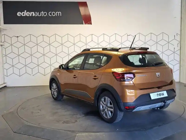 Dacia Sandero tce 90 — photo 3