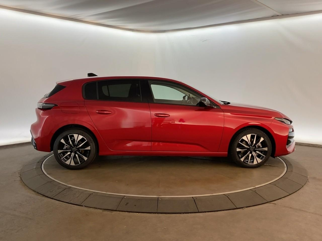 Peugeot 308 hybrid 145 e-dcs6 allure — photo 4