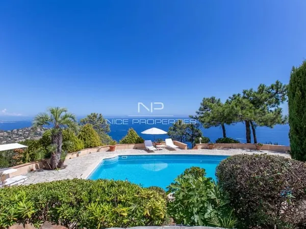 Le Trayas : Exceptionnelle villa avec vue mer panoramique