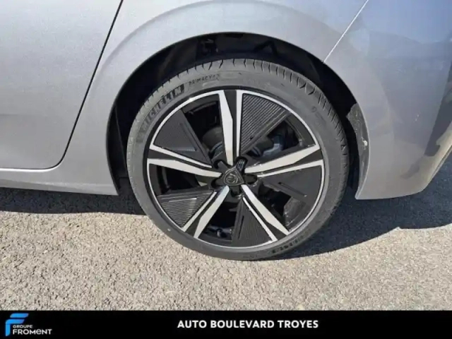 Peugeot 308 1.2 puretech 130ch s&amp;s gt eat8 — photo 13
