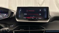 Peugeot 2008 1.2 PureTech 130ch S&S GT EAT8 — photo 19