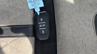 Peugeot 508 HYBRID 225ch GT e-EAT8 — photo 16
