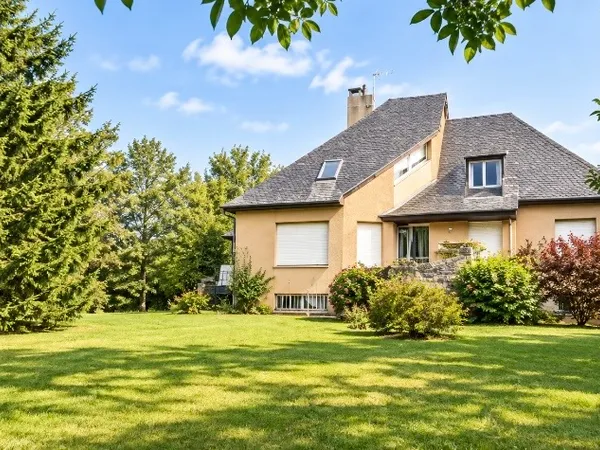 Vends Maison centre village Aveyron