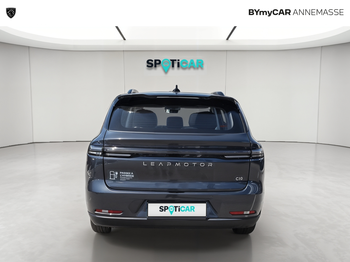 Leapmotor C10 REEV 28.4 kWh - 158 kW — photo 4