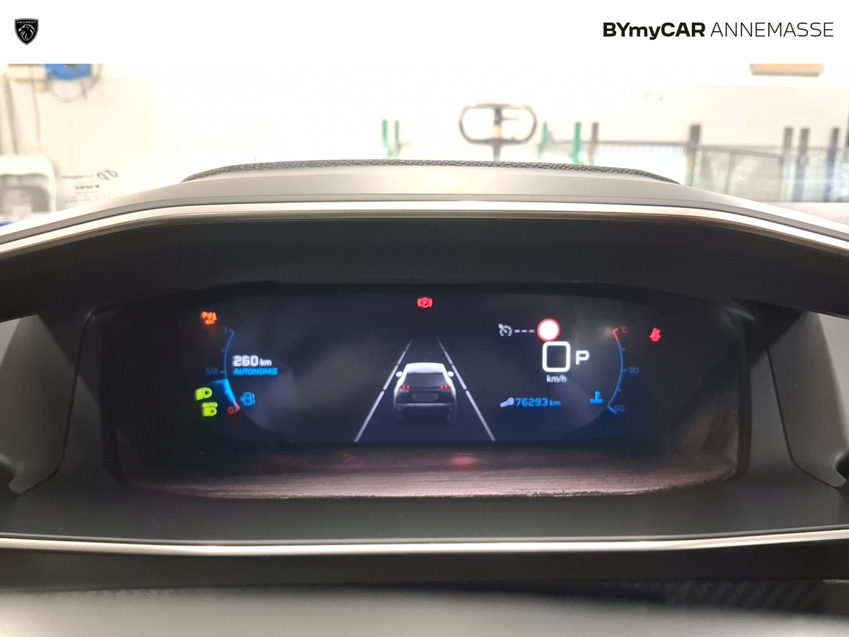 Peugeot 2008 PureTech 130 S&amp;S EAT8 — photo 29