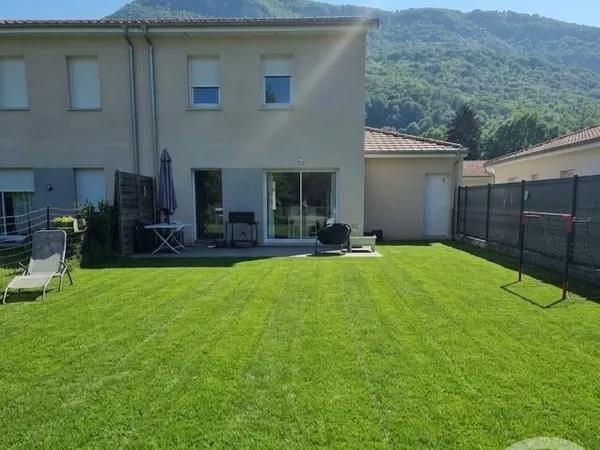 Maison 4 pièces 109 m²