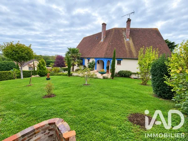 Maison 6 pièces 252 m²
