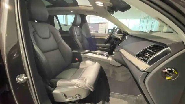 Volvo Xc90 t8 awd hybride rechargeable 455 ch geartronic 8 7pl — photo 18