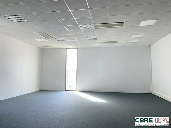 Bureaux 131 m²