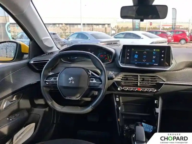 Peugeot 208 electrique 50 kwh 136ch — photo 15