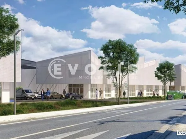 Local d'activité 302 m²
