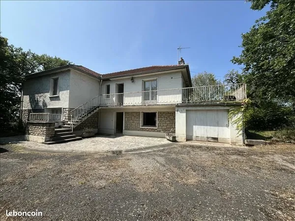 Maison 10 pièces 194 m²