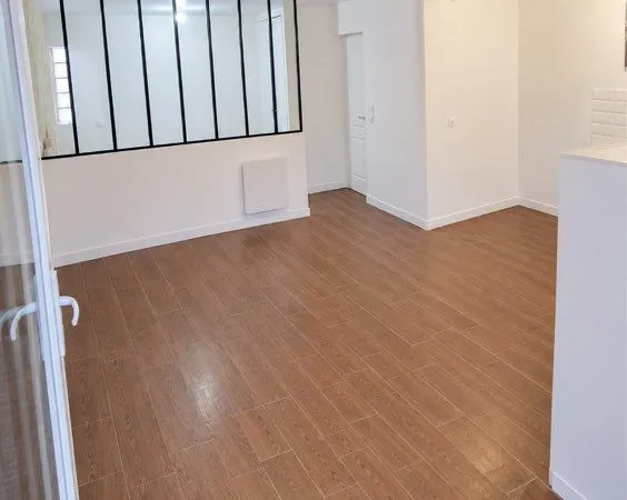 Grand Studio rez-de-chaussée