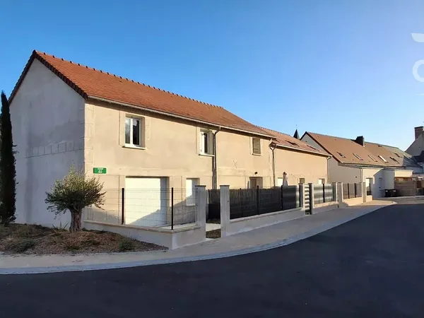 A VENDRE, MONT PRES CHAMBORD, maison 3 chambres
