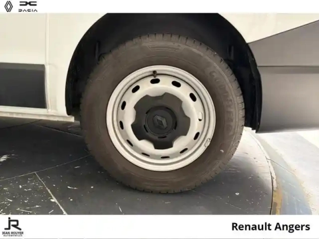 Renault Trafic fg l1h1 3t 2.0 blue dci 130ch confort - 16490? ht — photo 8