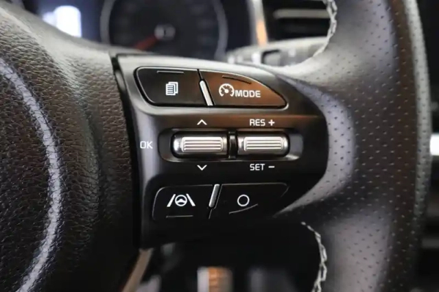Kia Stonic 1.0 t-gdi 100 ch dct7 — photo 49