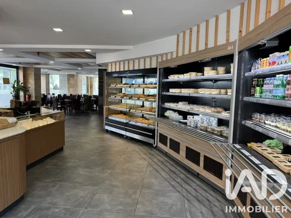 Fonds de commerce 1 pièce 220 m²