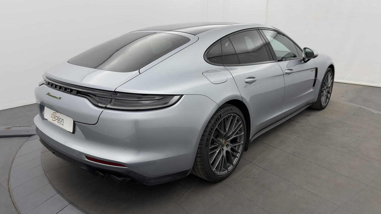 Porsche Panamera 4 V6 2.9L 462 Hybrid — photo 5