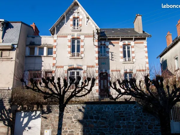 Maison de ville 10 pièces 218 m²