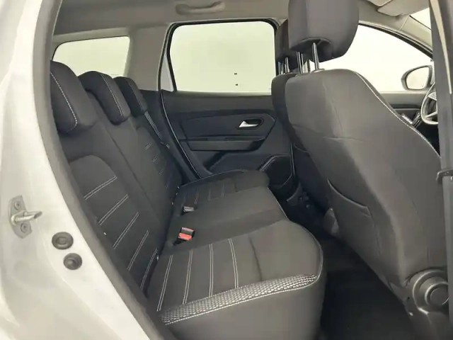 Dacia Duster blue dci 115 4x2 — photo 25