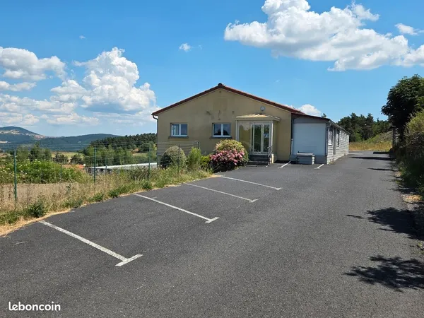 Local commercial 230m²