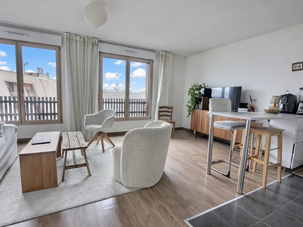 Appartement 3 pièces au bord du canal de l'ourcq