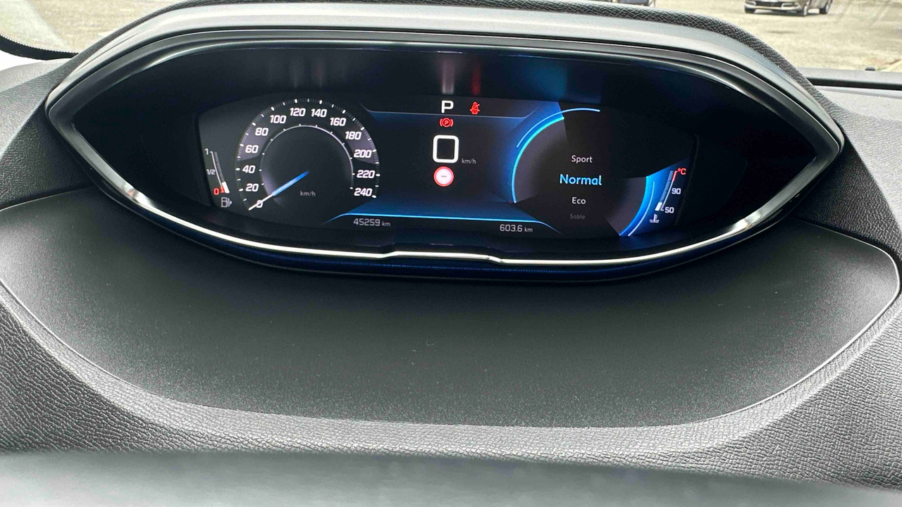 Peugeot 3008 Puretech 130ch S&amp;S EAT8 — photo 37