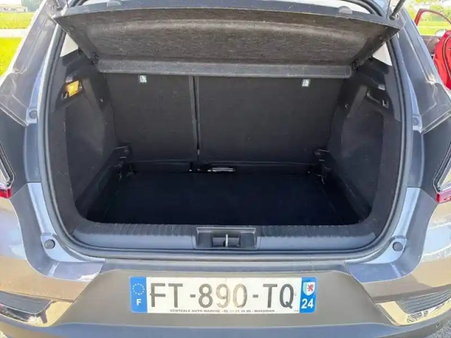 Renault Captur blue dci 115 edc — photo 6