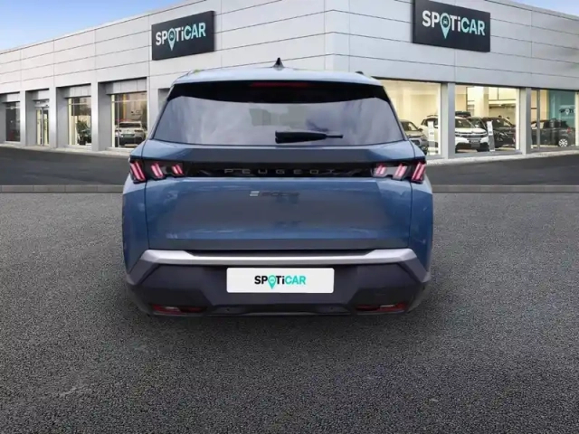 Peugeot 5008 electrique 73 kwh 210 ch — photo 37