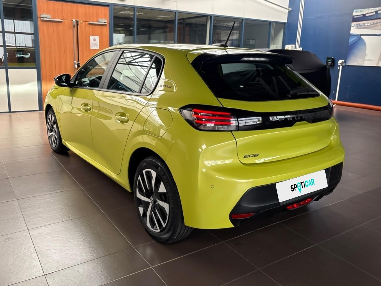 Peugeot 208 100 s&s bvm6 style — photo 7