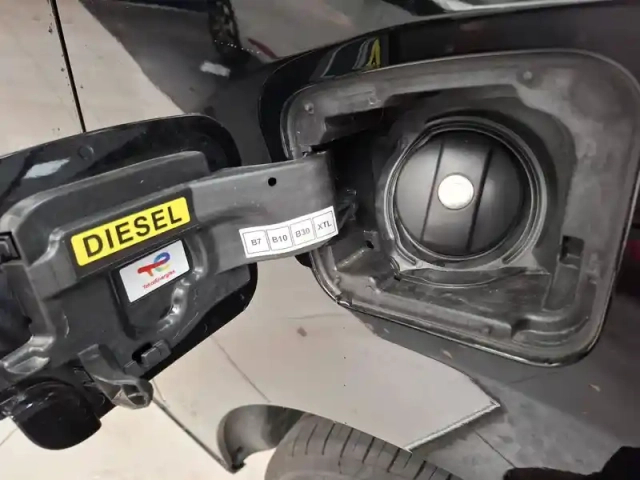 Peugeot Expert ca fixe m diesel 150 ch automatique — photo 38