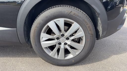 Peugeot 3008 1.5 BlueHDi 130 EAT8 - Active Business – 2018 – 146253 km – Diesel – Boîte Automatique — photo 6