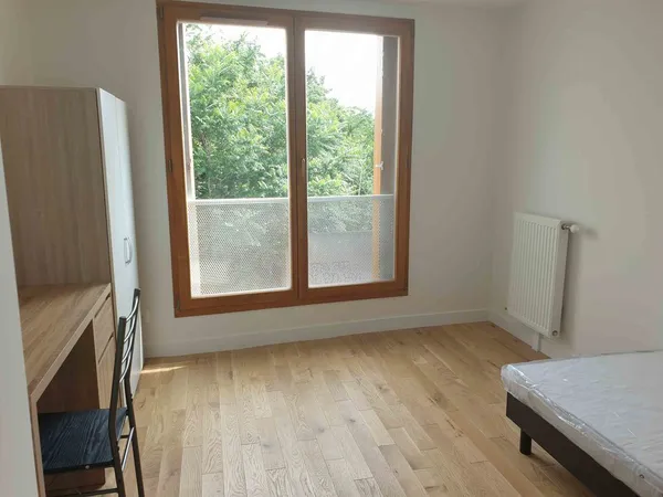 colocation à Montreuil, proche métro et centre commercial