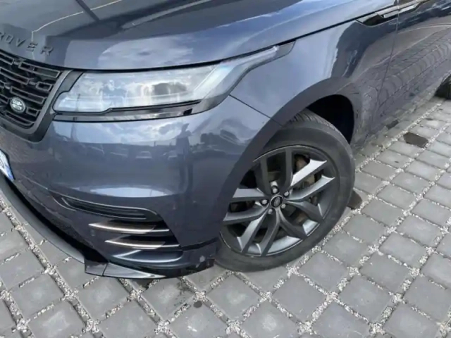 Land Rover Range Rover velar 2.0 p400e 404ch phev r-dynamic se awd bva — photo 2