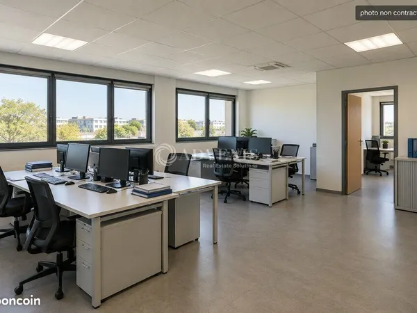 Bureau 94 m²