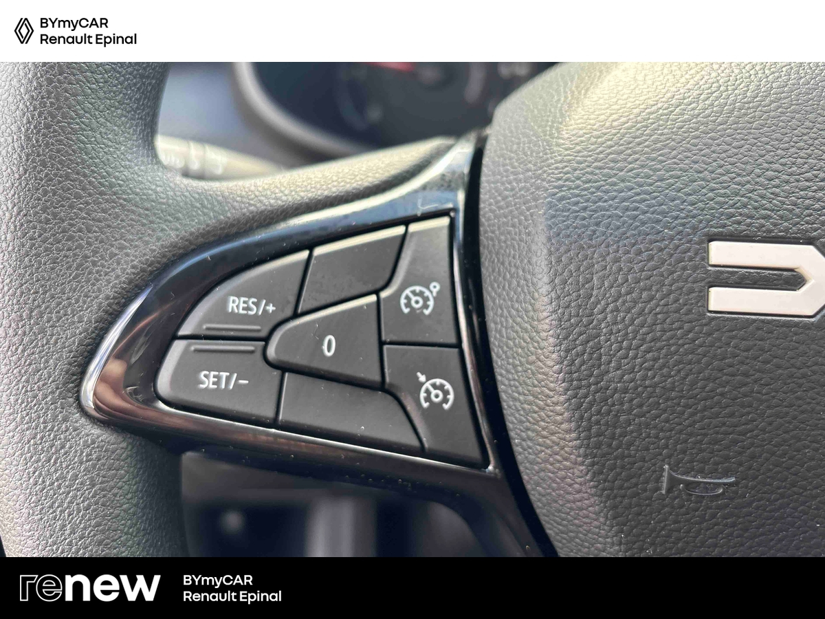 Dacia Sandero TCe 90 — photo 18