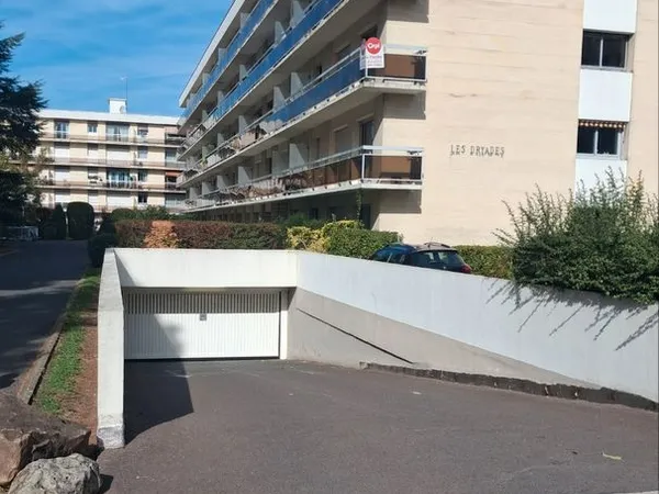Parking Compiègne (Les Veneurs)