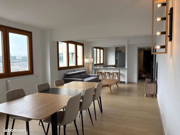Colocation 5 chambres louée et meublée, 142 m², 11,3 % brut