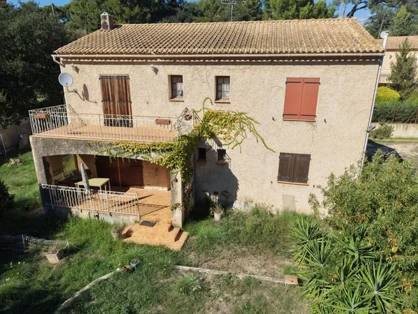 À VENDRE VILLA À RÉNOVER SECTEUR RÉSIDENTIEL DU PONT DES